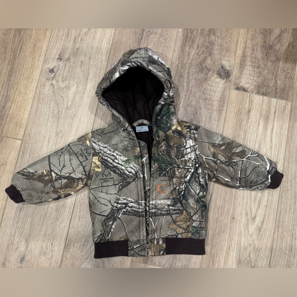 Carhartt Camoflauge Hooded heavy Jacket 12 Months